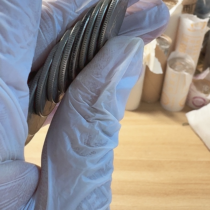 其他普通金属10枚，梅花10的流通品