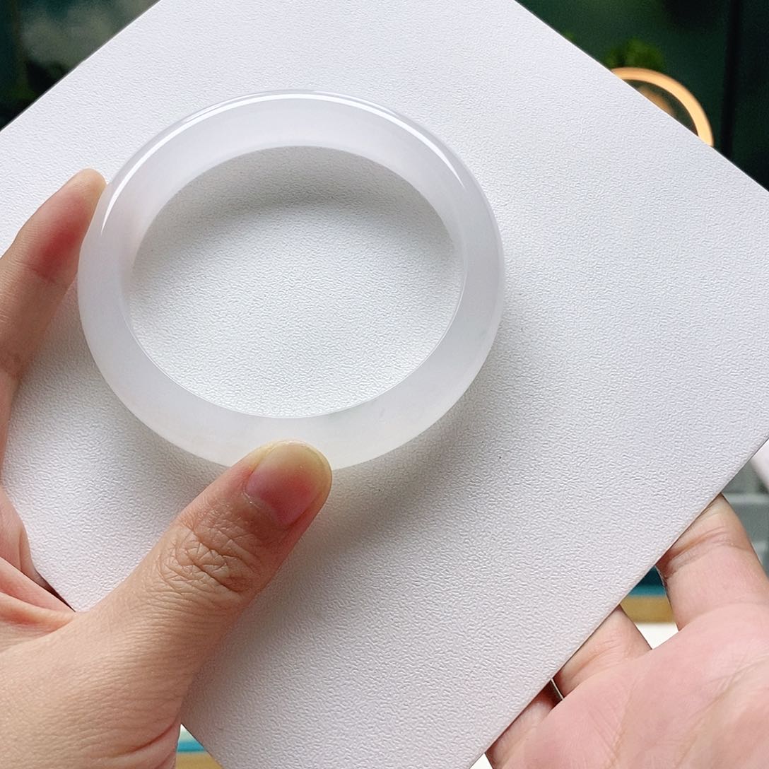 石英质玉手镯未镶嵌60.3