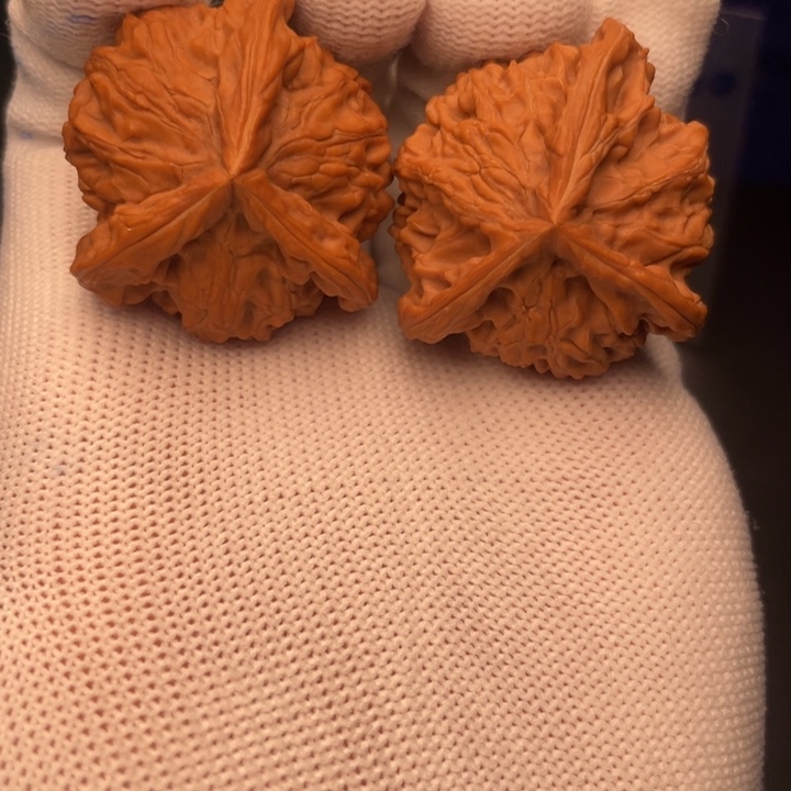 文玩核桃吊坠盘山