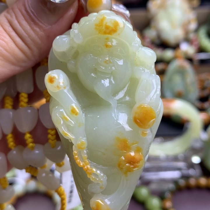 吊坠(赠链)未镶嵌透闪石质玉