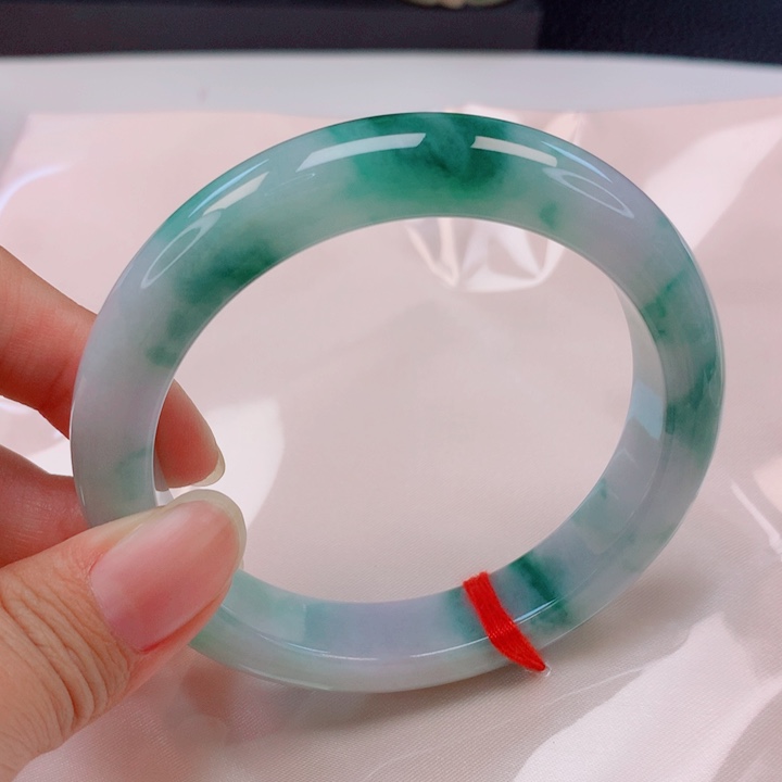 翡翠未镶嵌手镯59圈