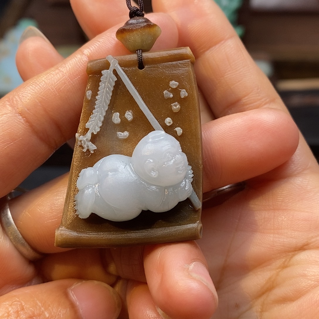 沫***8定制翡翠未镶嵌毛货抛光