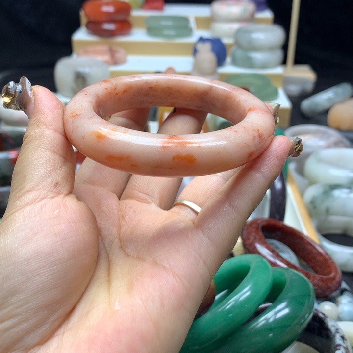 未镶嵌手镯石英质玉夢****