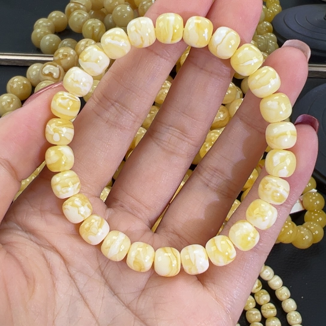 琥珀未镶嵌手链瓷白虎皮