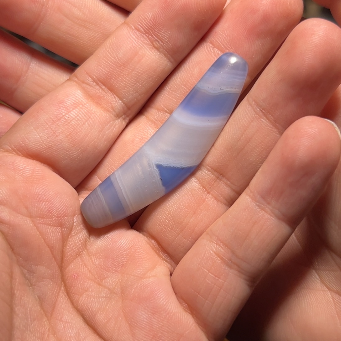 C***麻玛瑙/玉髓未镶嵌珠宝奇石