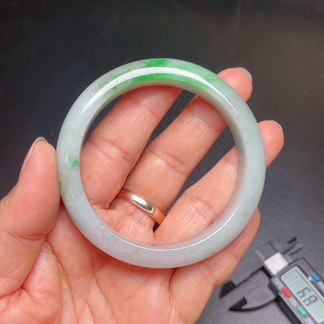 翡翠未镶嵌手镯天然翡翠一抹绿手镯