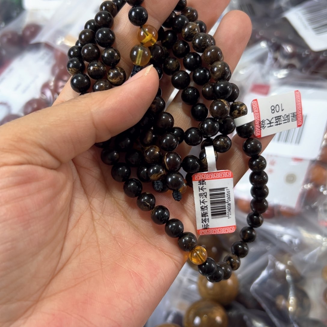 琥珀珠宝奇石未镶嵌585