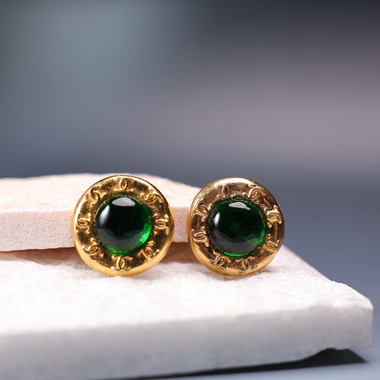 95新 Chanel/香奈儿 柚礼中古/香奈儿满双C绿琉璃耳夹nw512044