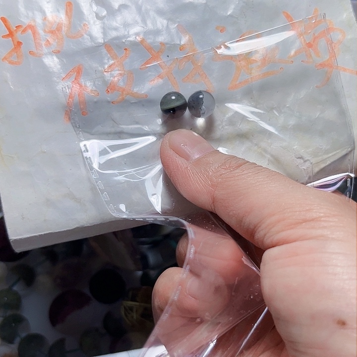 水晶颈饰未镶嵌何*
