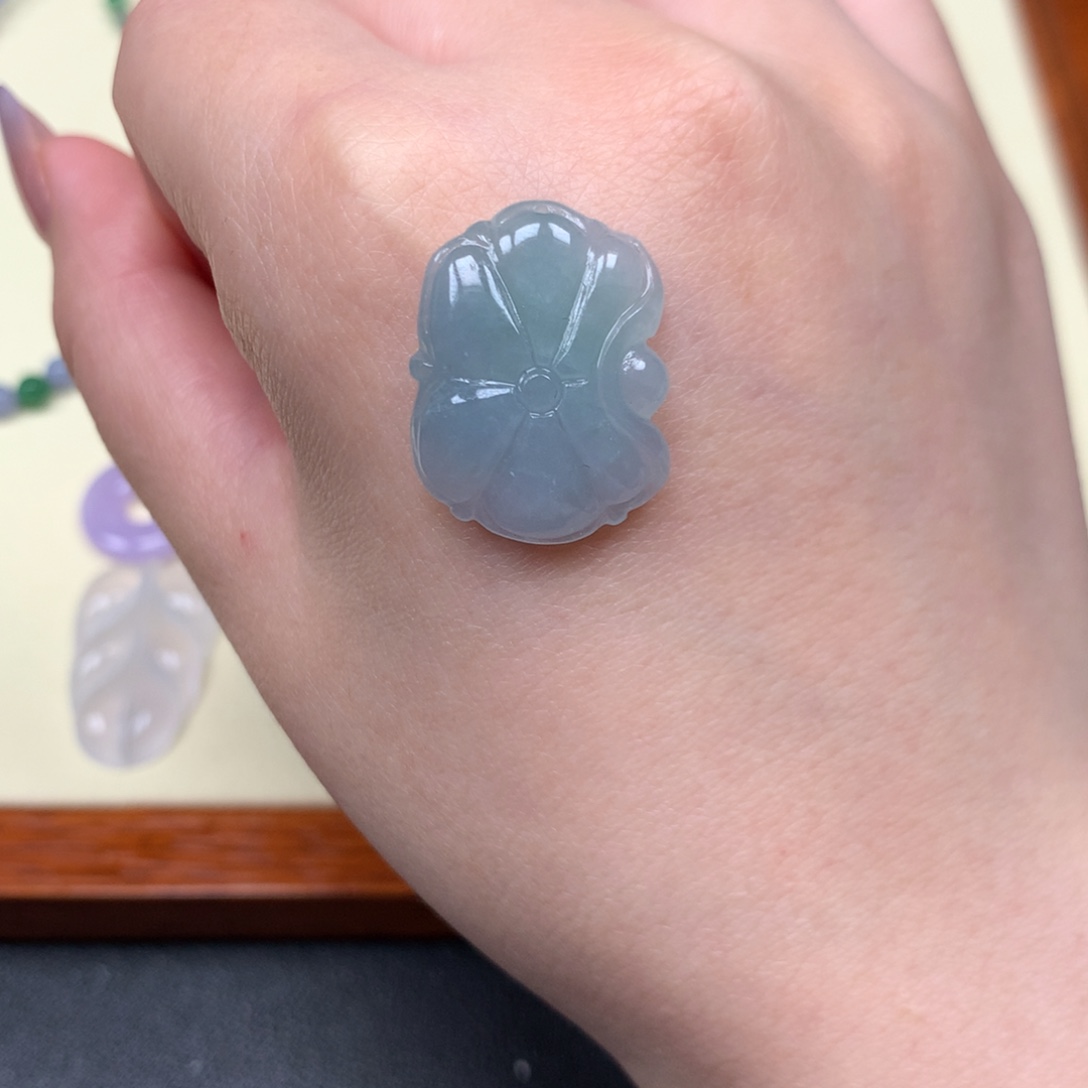 定制翡翠未镶嵌荷叶