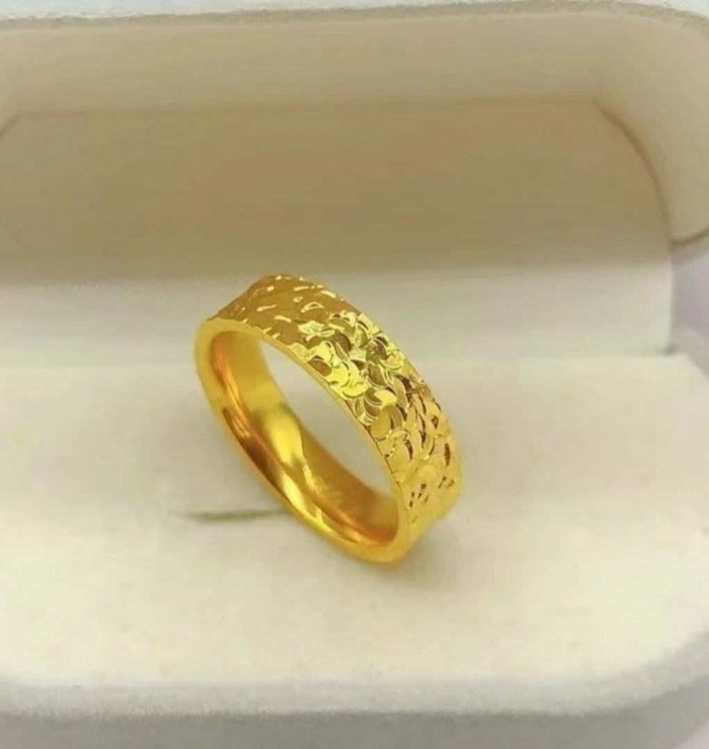 铜合金戒指 百搭碎冰冰戒指不掉色高级感时尚对戒首饰情侣饰品