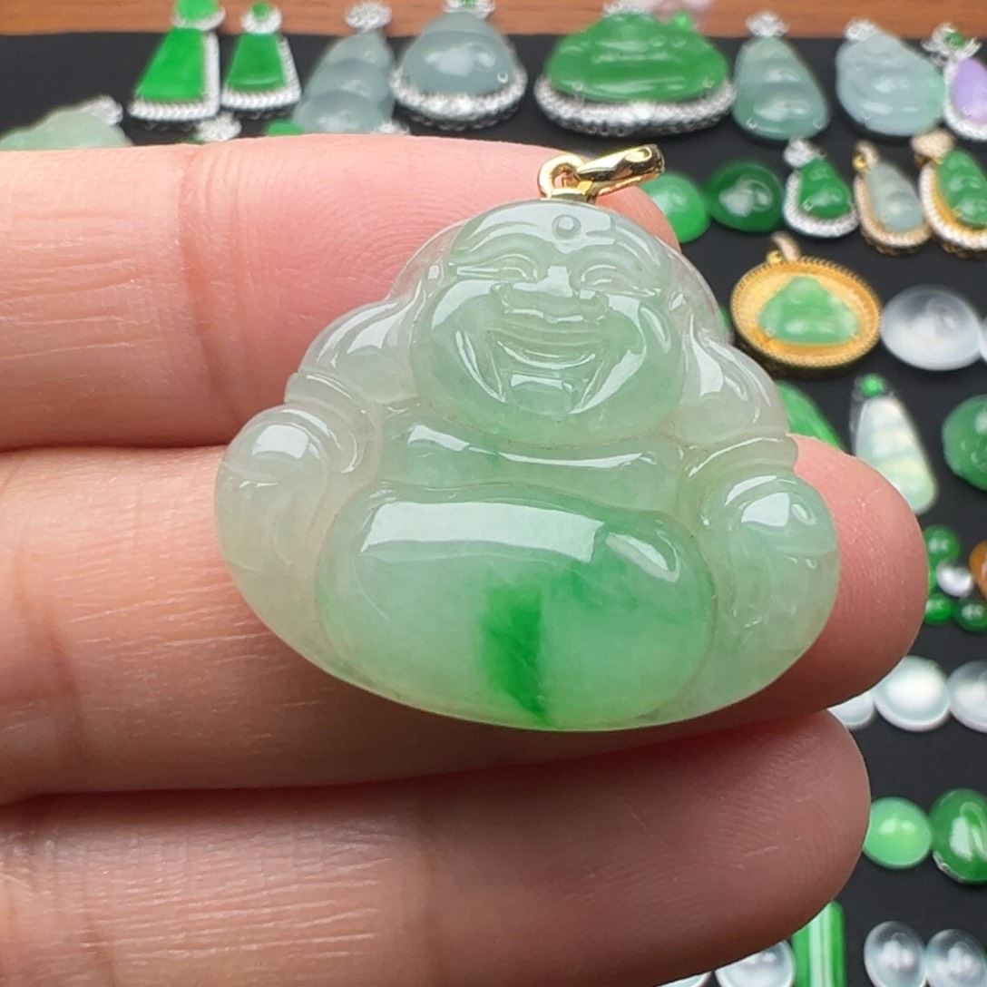 翡翠颈饰未镶嵌佛27.5