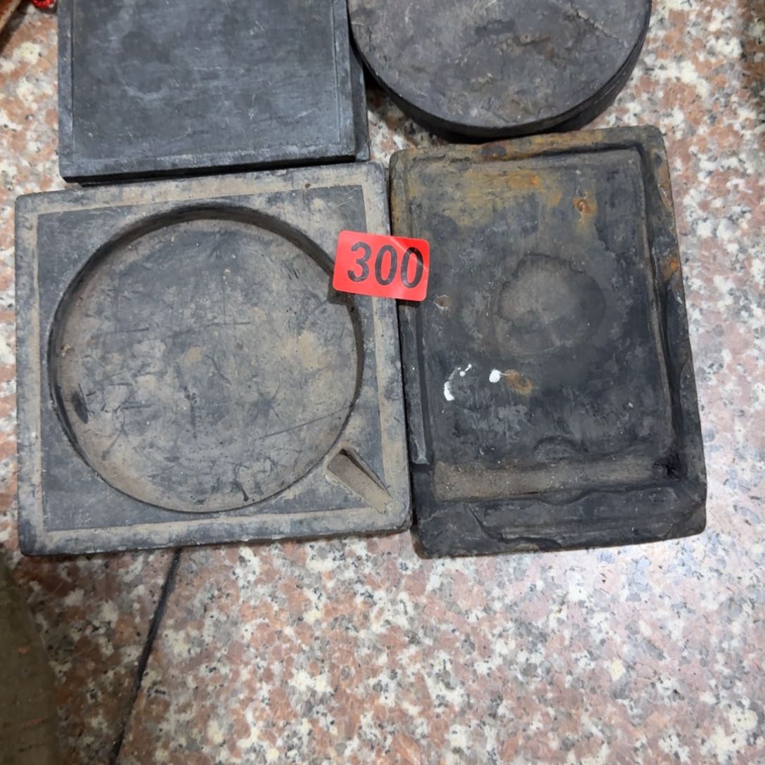 卖***叔木雕艺术家庭用品