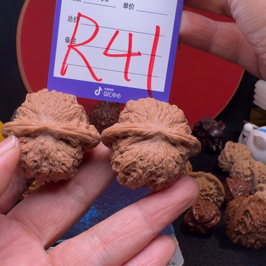 文玩核桃把件南**过血麒麟41