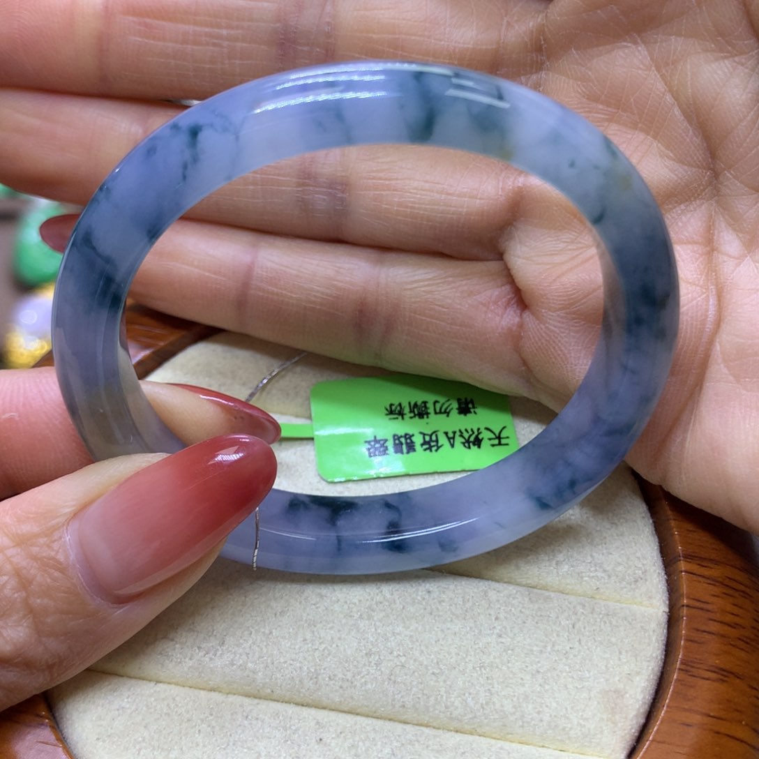 【闪购商品】翡翠颈饰未镶嵌圈口52