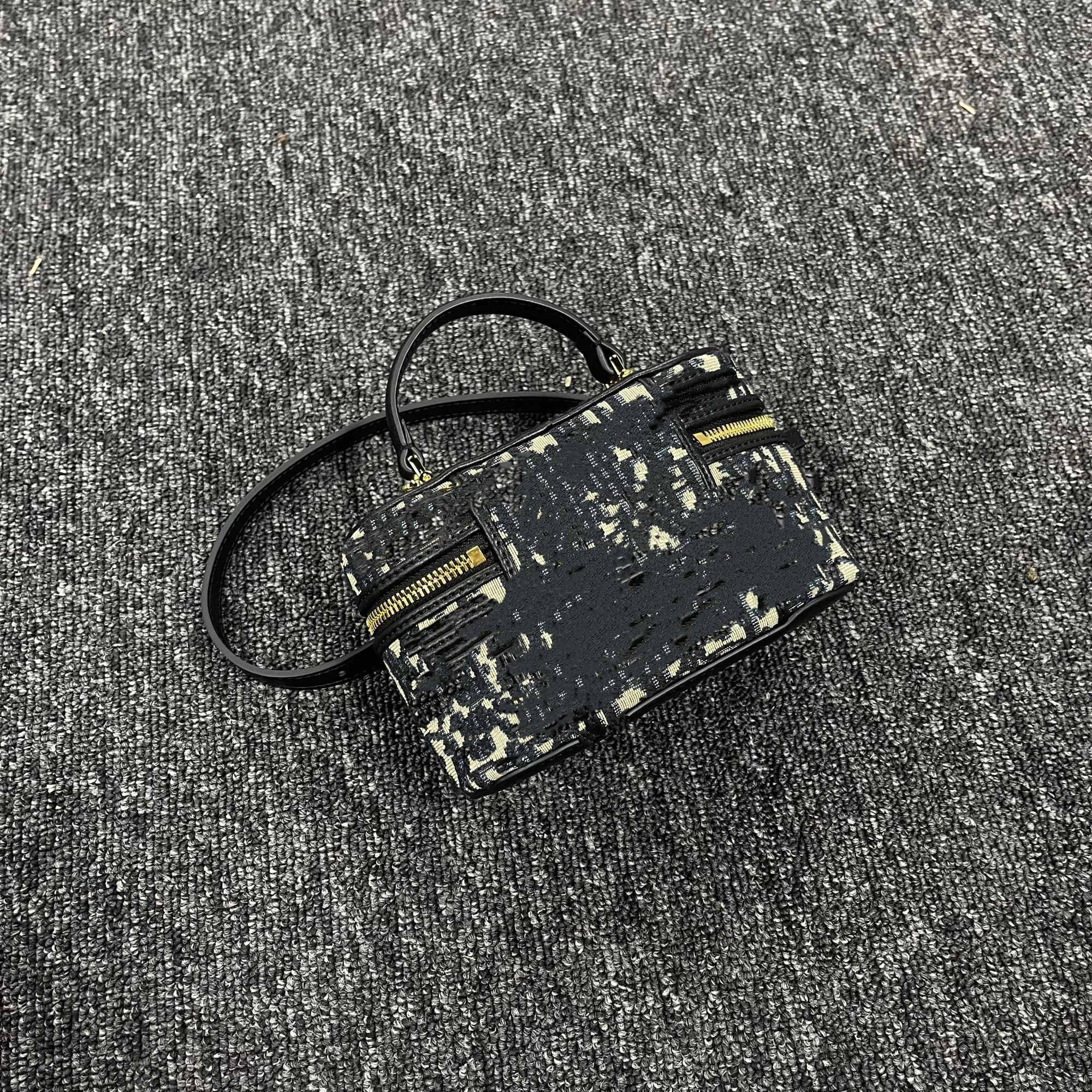 YY【黑蓝花】百搭时尚女包33295BS