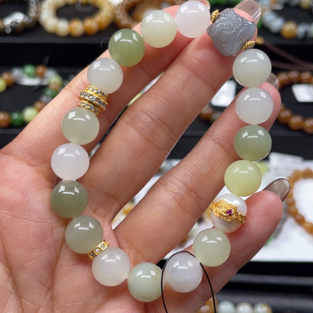 未镶嵌手链和田玉