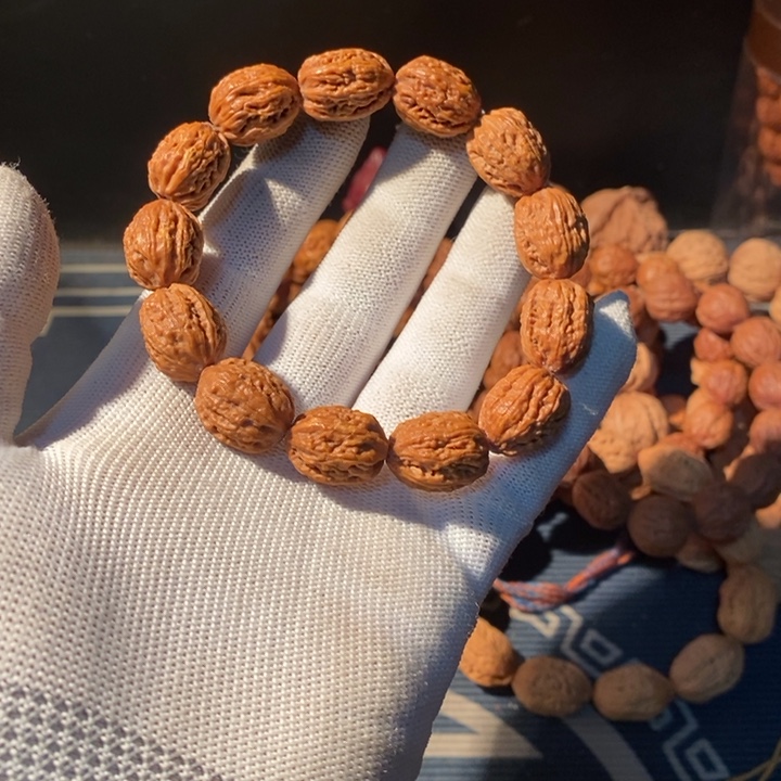 文玩核桃手串……49