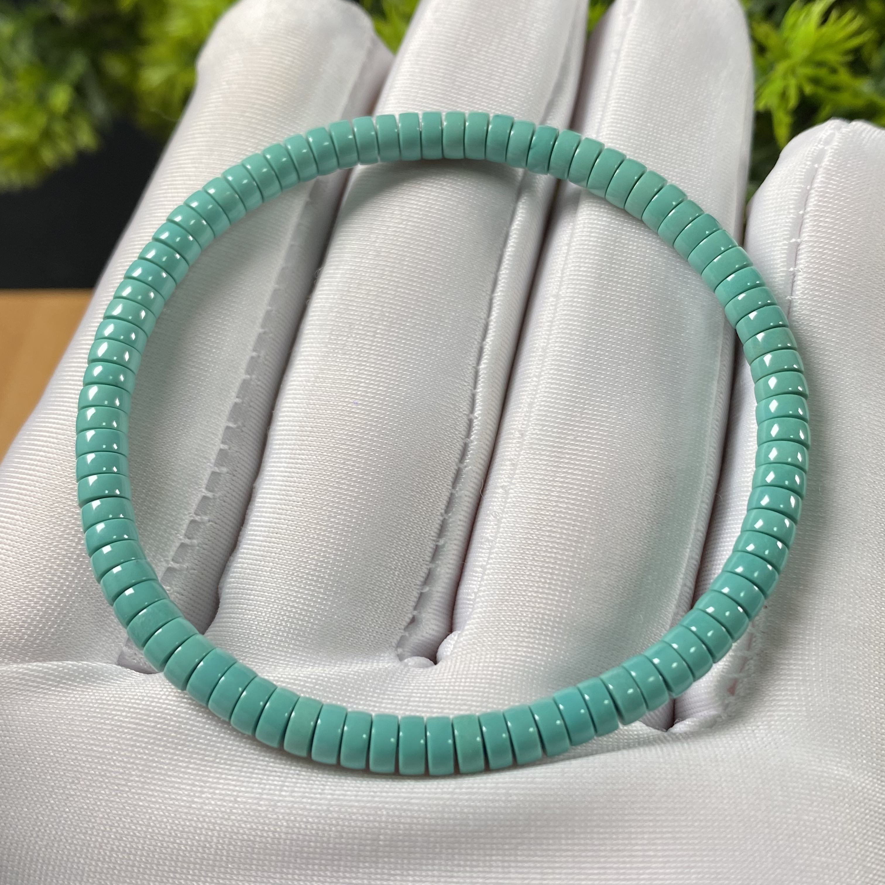 原矿绿松石玉化料直切手串 直径4.2mm，重5.56g，圈围16cm