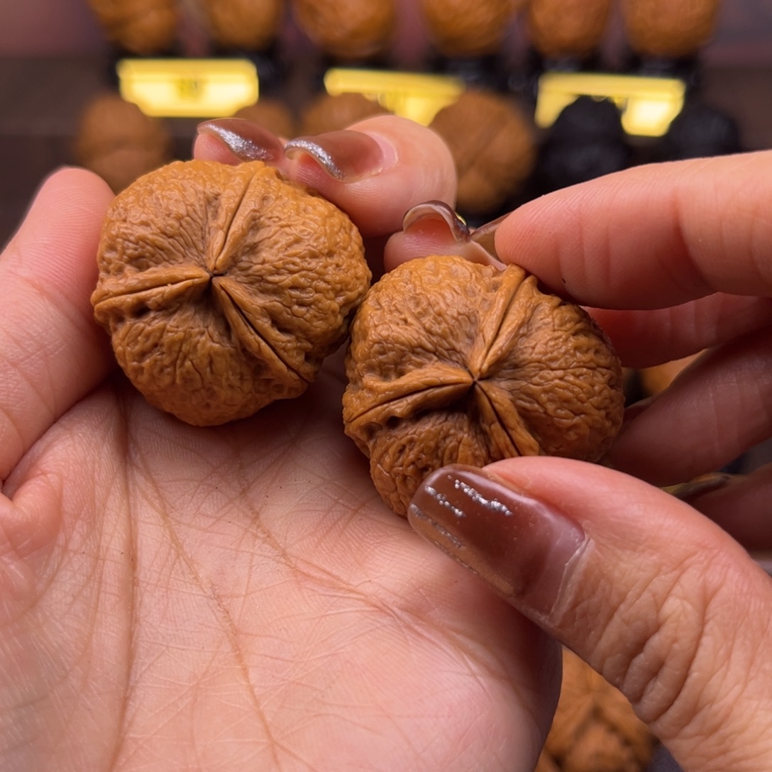 文玩核桃把件饭团三棱34尺