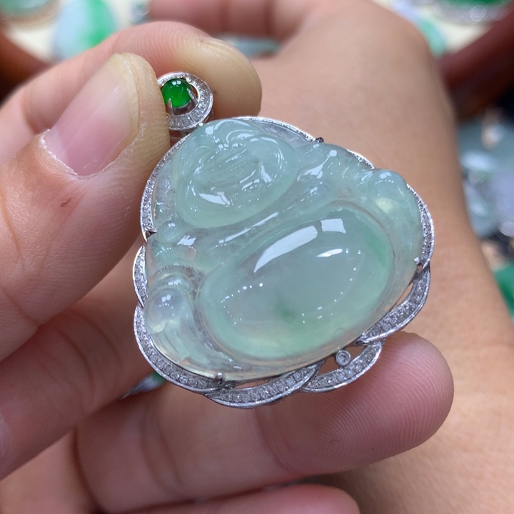 翡翠吊坠(不含链)18K金镶嵌