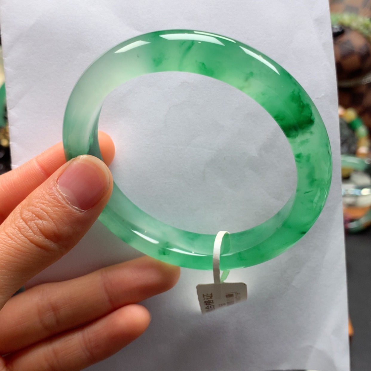 【闪购商品】未镶嵌手镯石英质玉