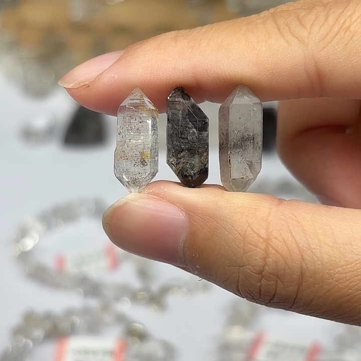 水晶颈饰未镶嵌3颗闪灵钻