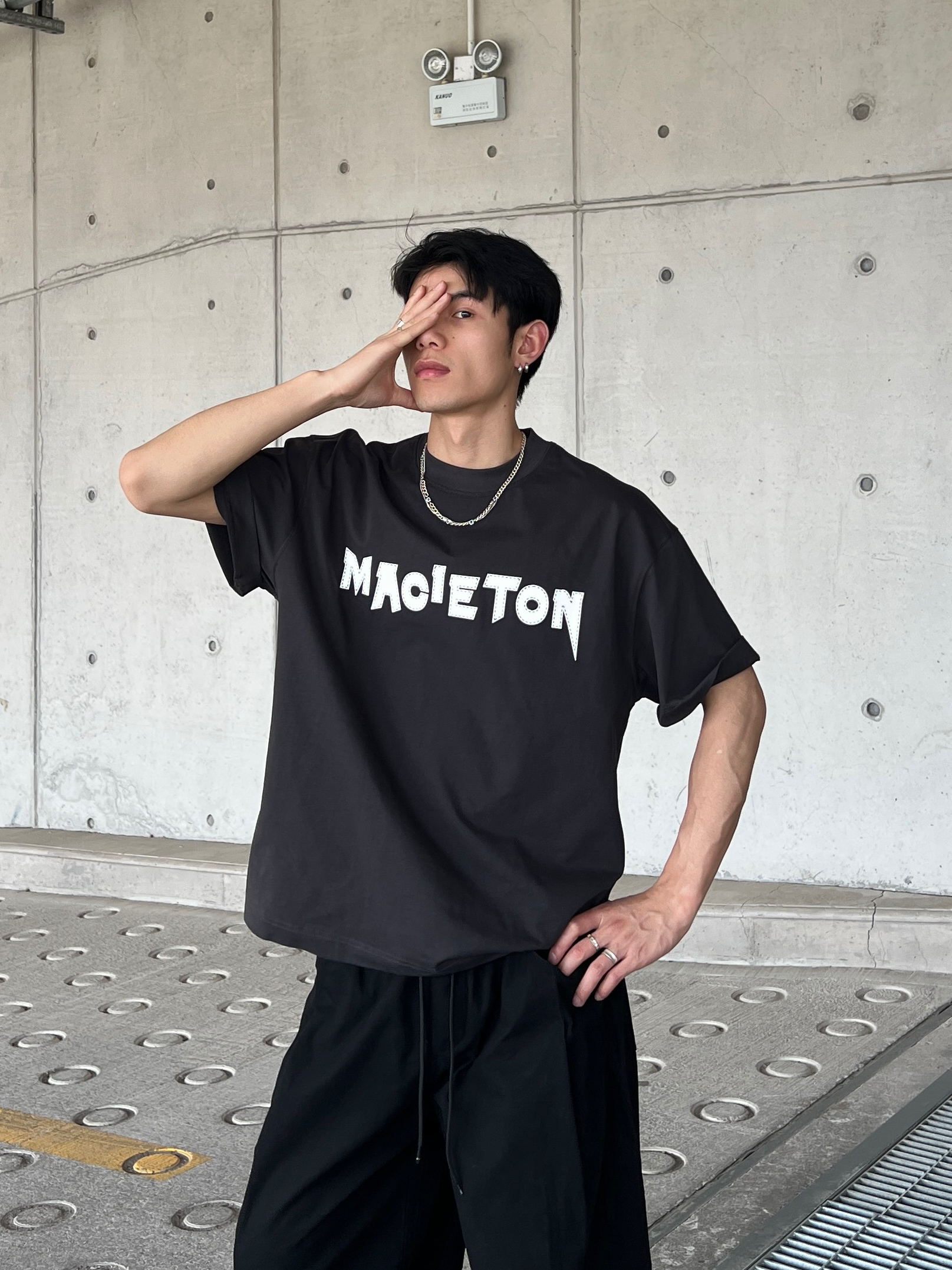 青年青少年通用夏季短袖字母T恤宽松街头休闲运动AJBD22703