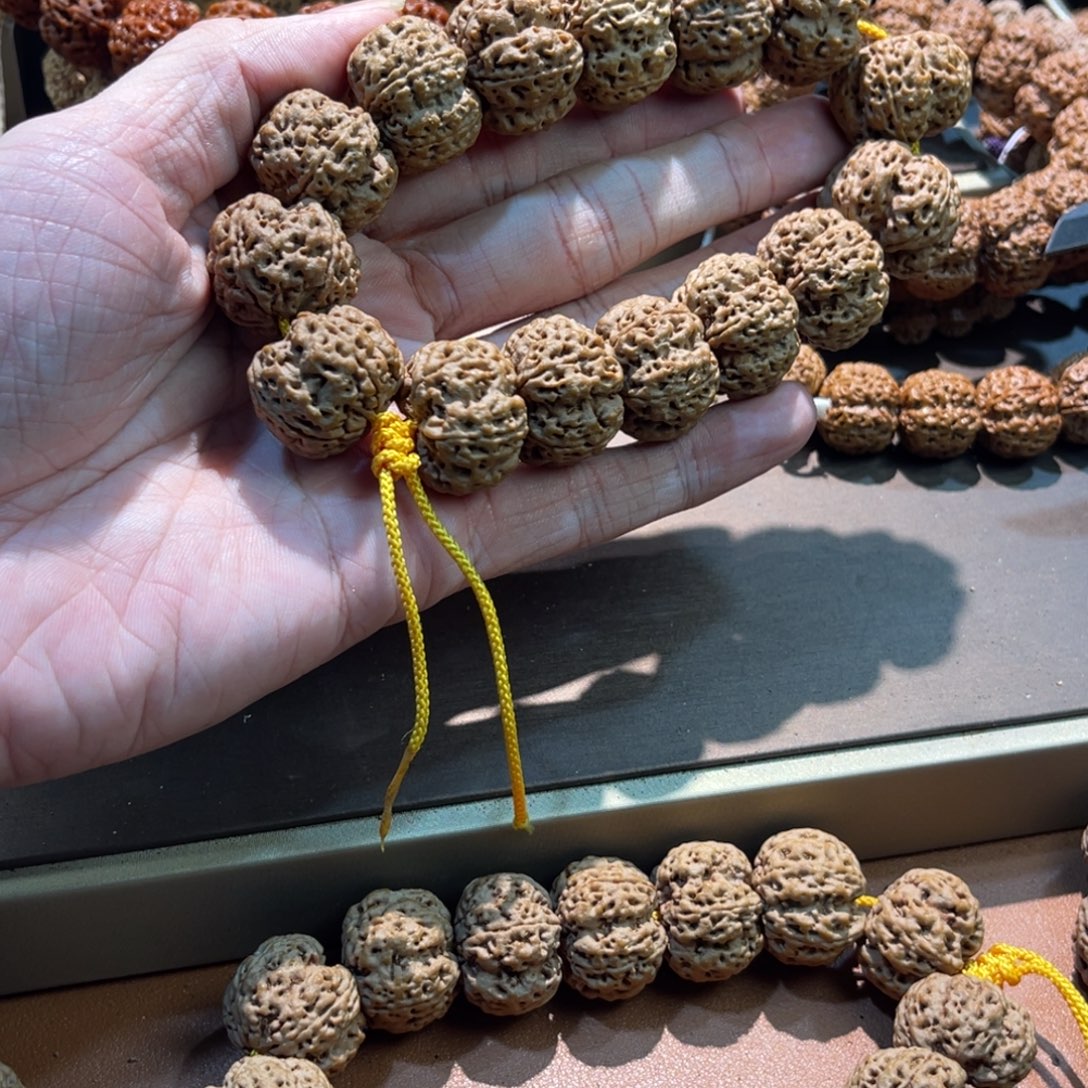 M***w金刚菩提吊坠二十五尺寸