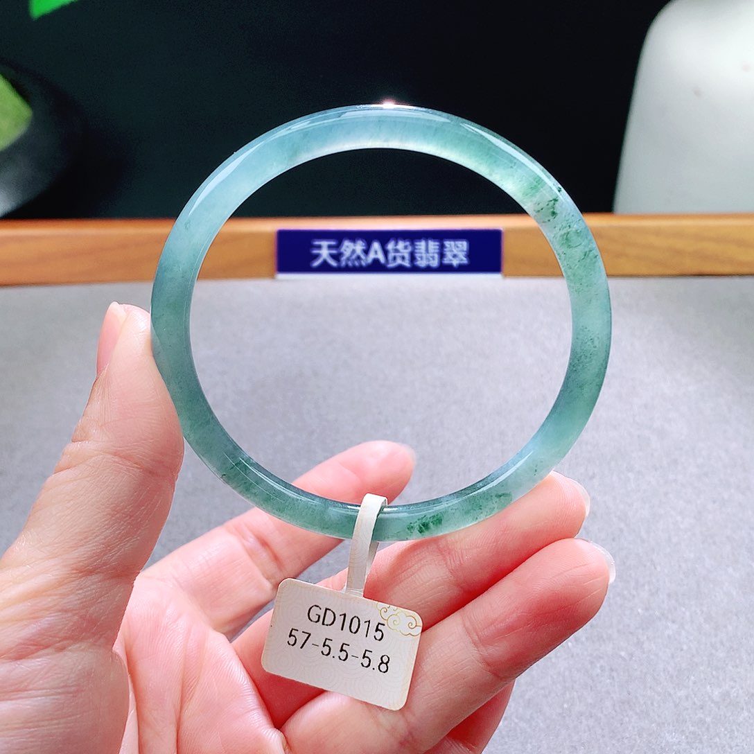 未镶嵌手镯翡翠天然翡翠手镯a货