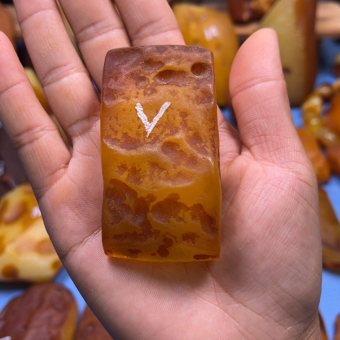 定制琥珀未镶嵌琥珀蜜蜡原石定制