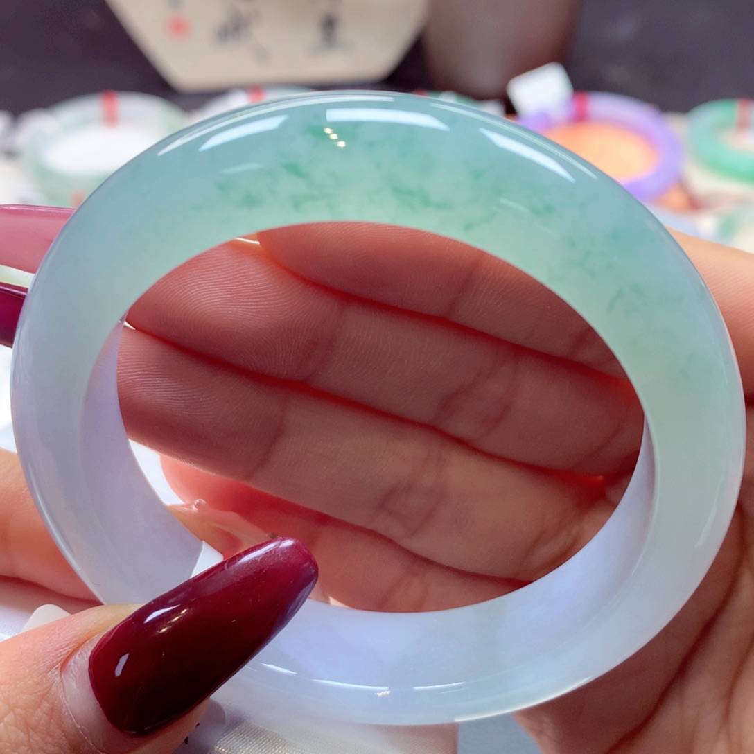 翡翠手镯未镶嵌正圈21号66