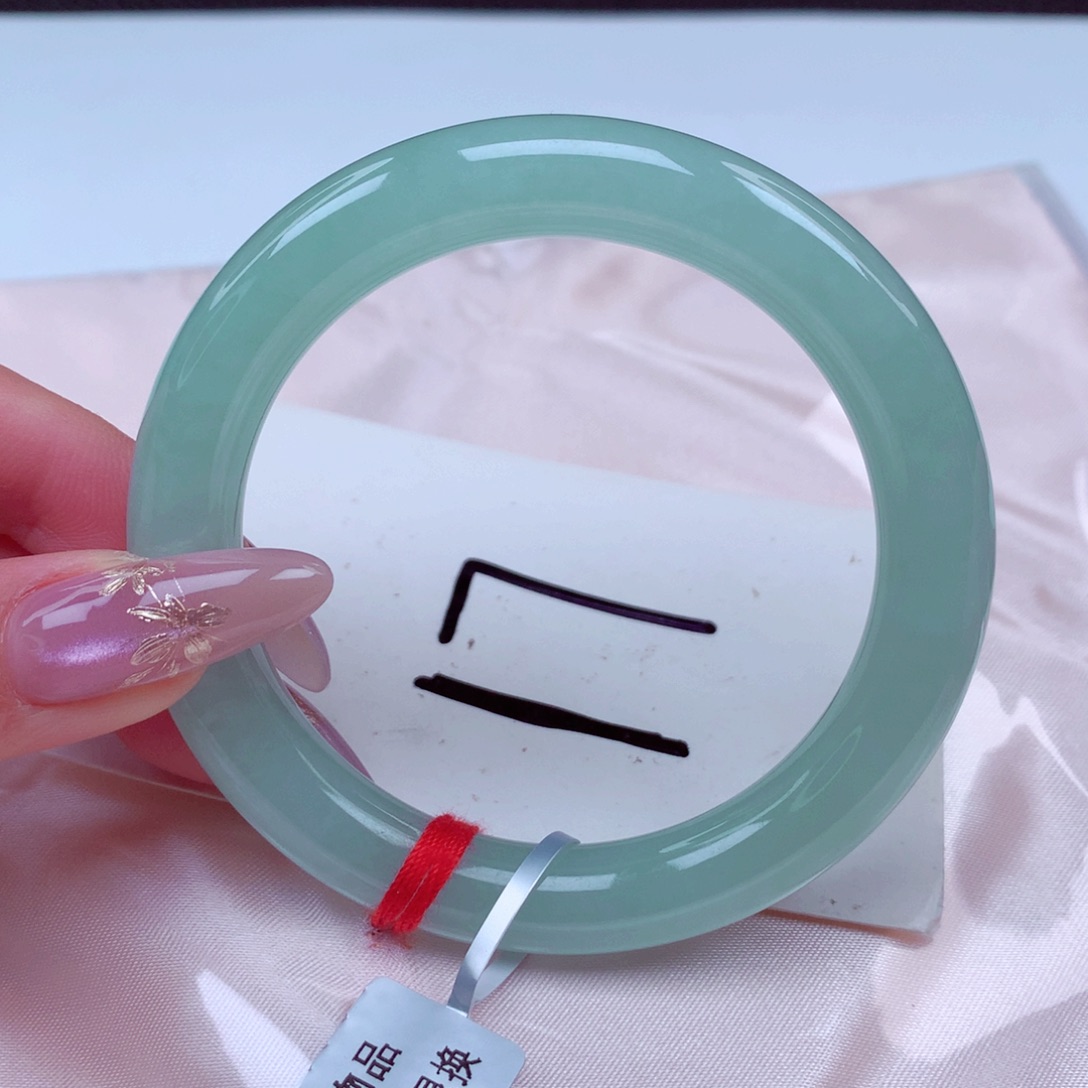 翡翠手镯未镶嵌翡翠53