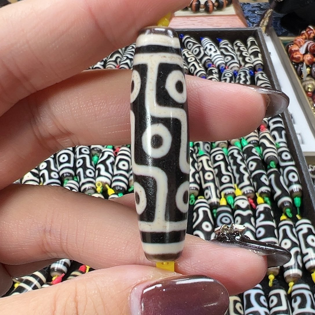 玛瑙/玉髓未镶嵌珠宝半成品聚缘古法奶黄满钙化折线九眼