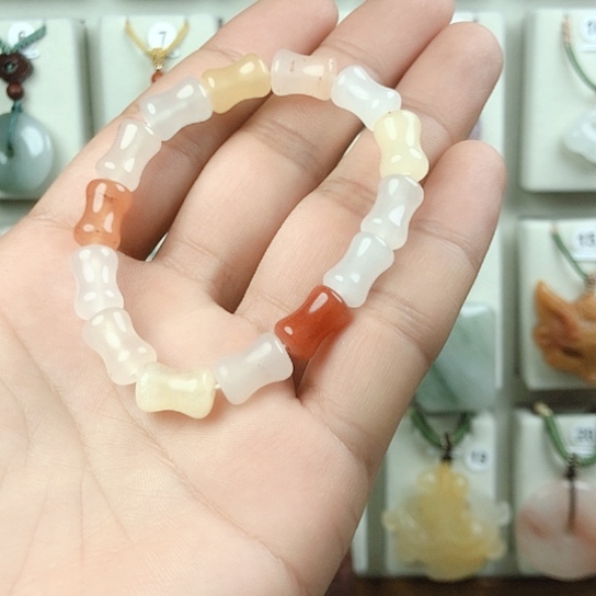 石英质玉手链未镶嵌