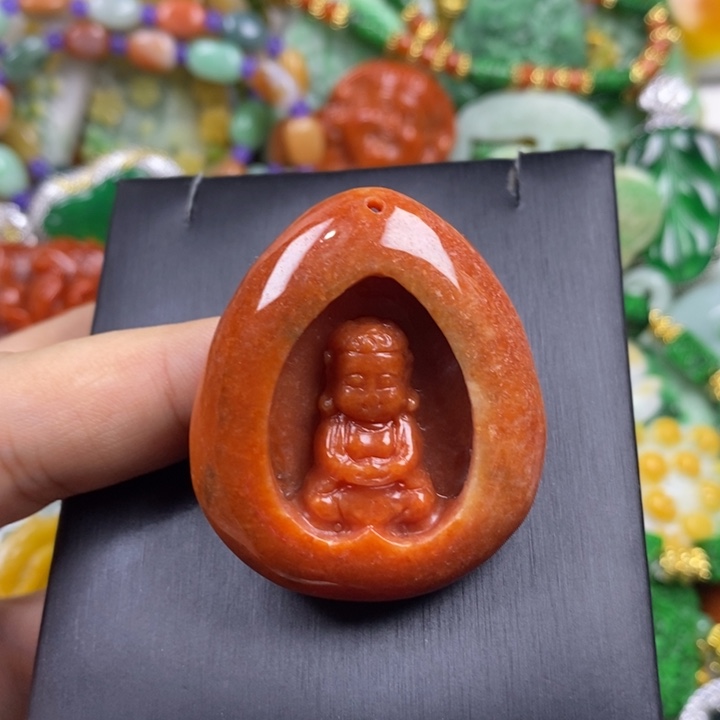 翡翠未镶嵌吊坠(赠链)