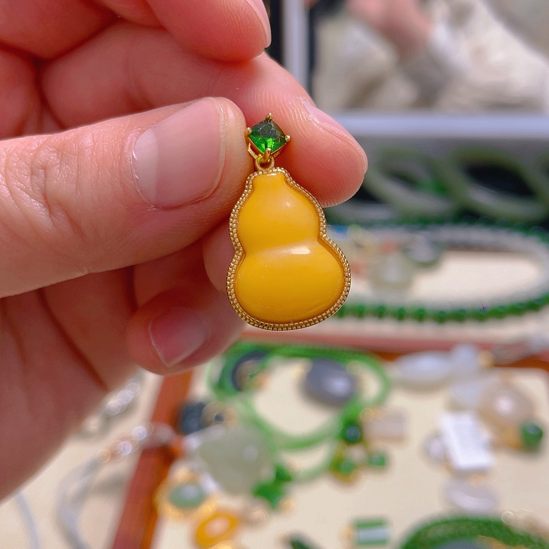 和田玉耳饰银S925镀金镶嵌?