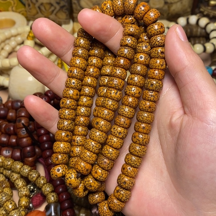 鹤***哥檀香紫檀（小叶紫檀）