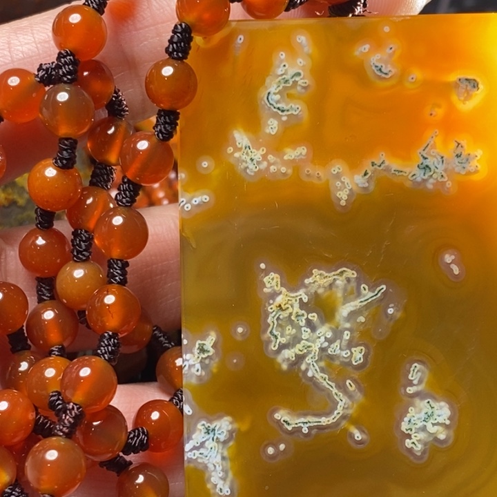 玛瑙/玉髓颈饰未镶嵌