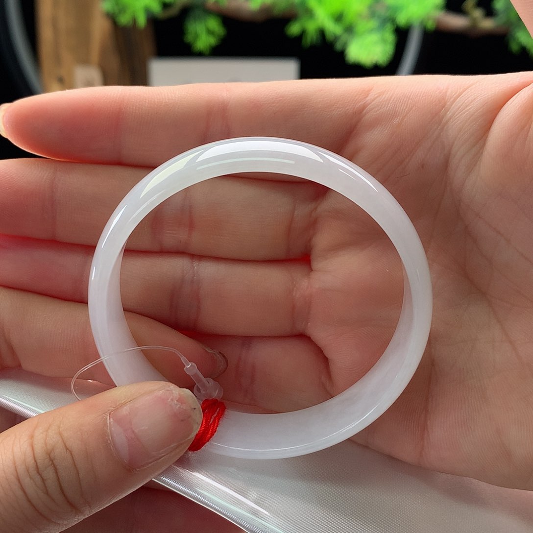 翡翠手镯未镶嵌52.5公主镯