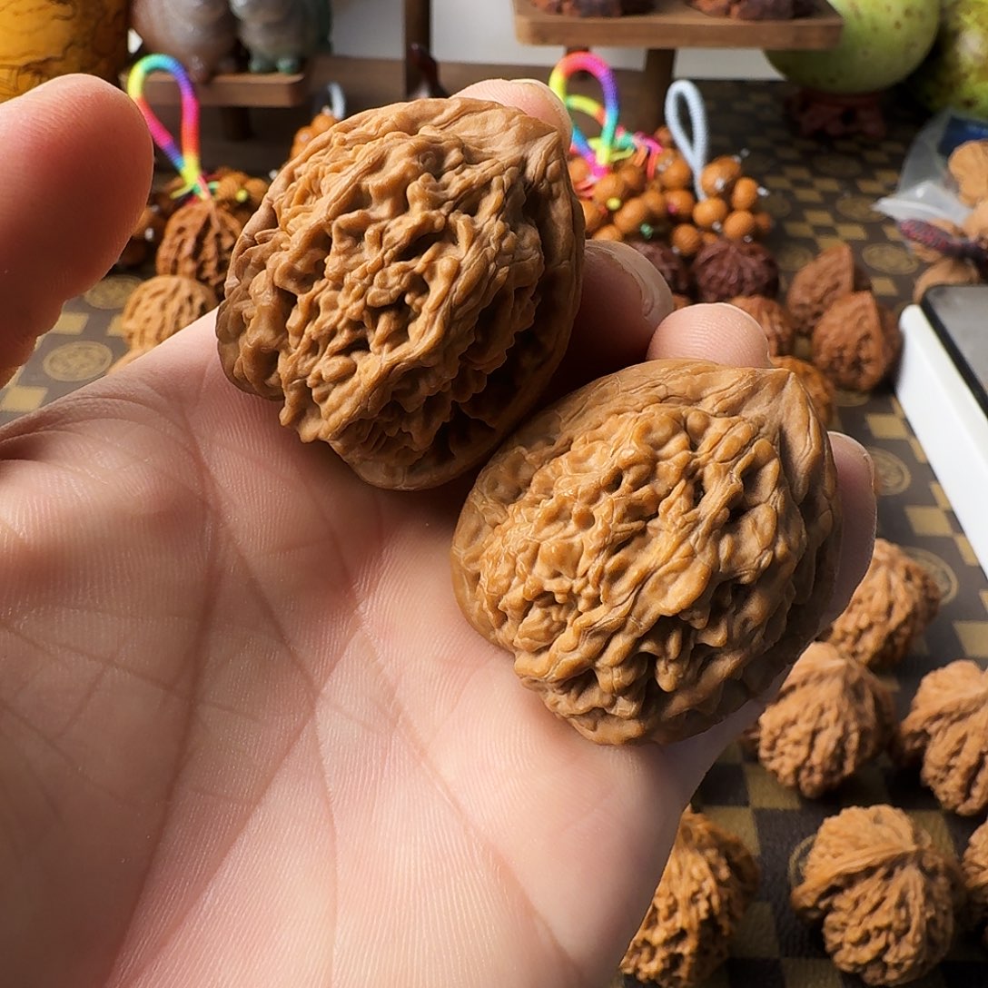 文玩核桃把件蚂蚁王