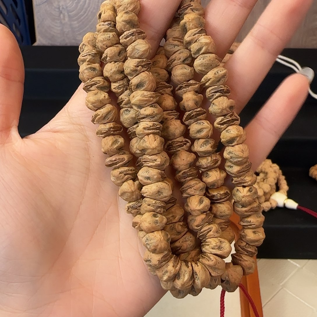 大***岳吊坠柏香籽/百香籽