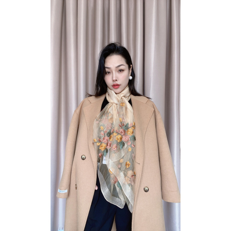 杏色海棠花 微瑕刺绣围巾 175*75左右