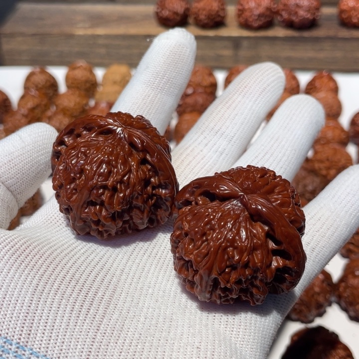 文玩核桃吊坠坏**鲁闷白666.44.06