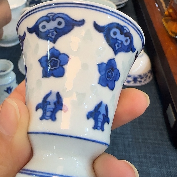 莫**语景德镇陶瓷艺术品
