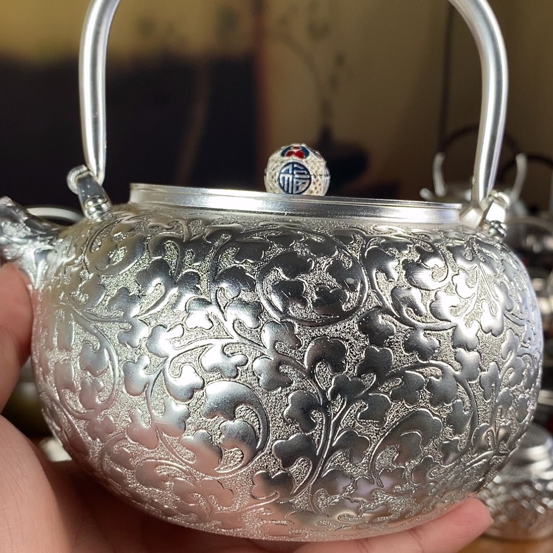 ****辉手工制作紫铜壶工艺