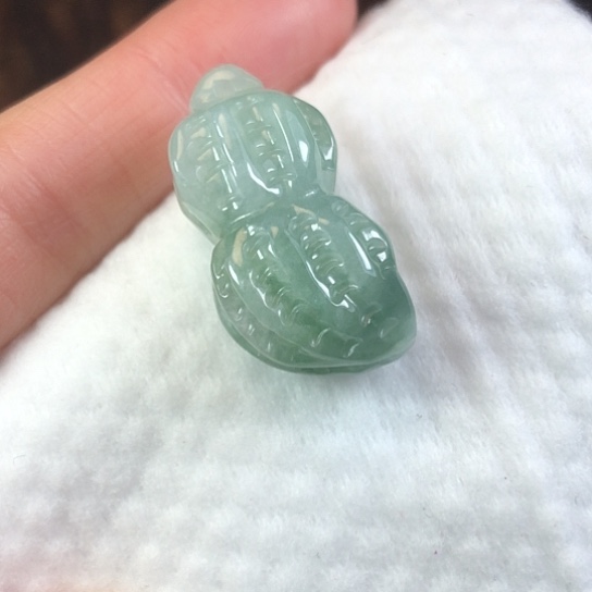 翡翠未镶嵌颈饰缅甸A货，每天下午1点半开播