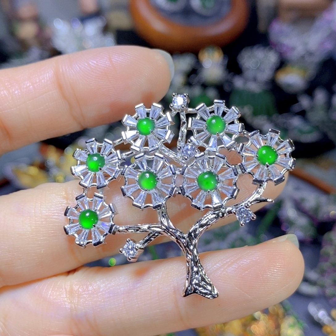 翡翠颈饰银S925镶嵌天然翡翠