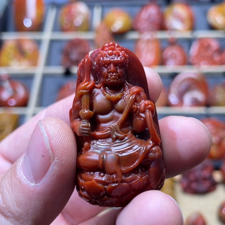 玛瑙/玉髓战国红挂件未镶嵌