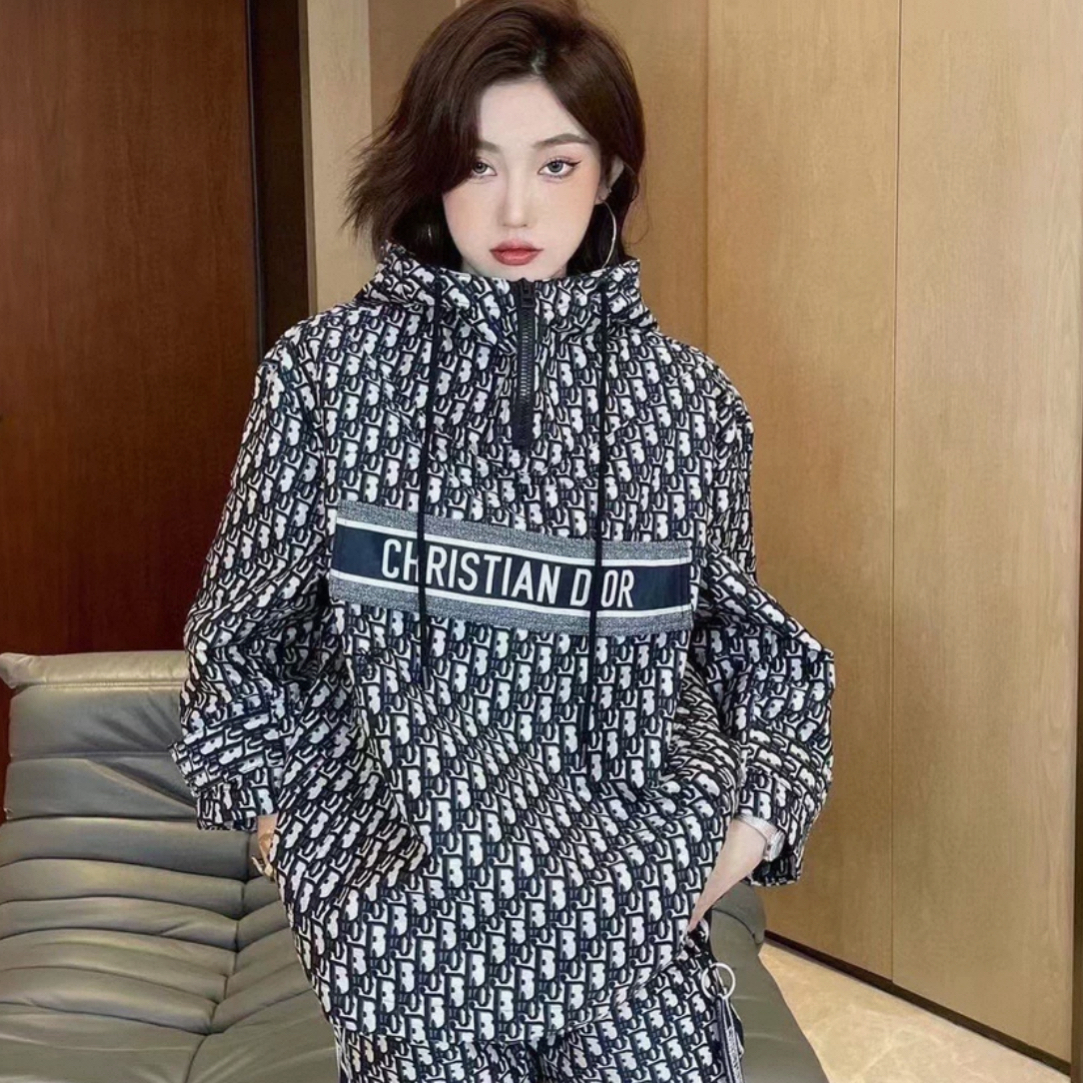 99新 DIOR/迪奥 爆款老花满印冲锋衣/2054/S码